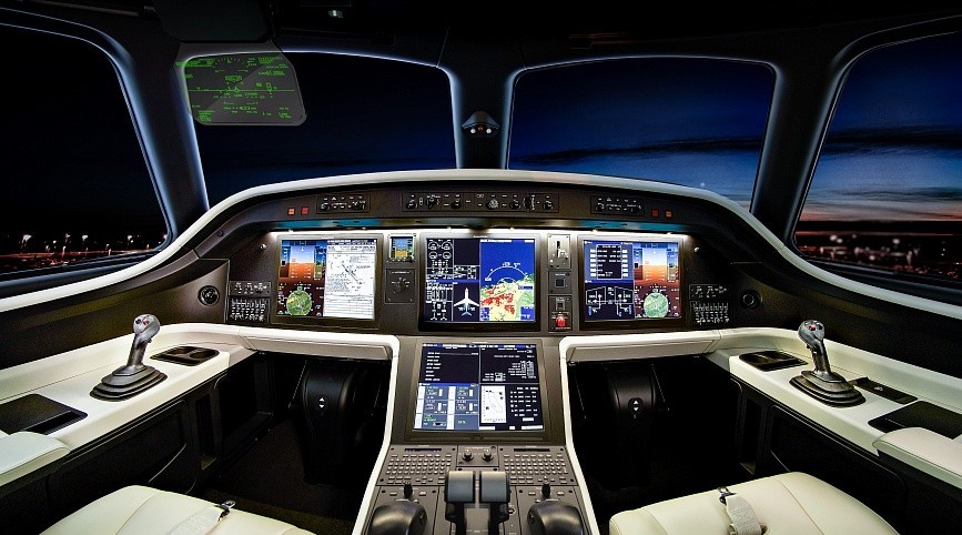 Legacy_450_Cockpit